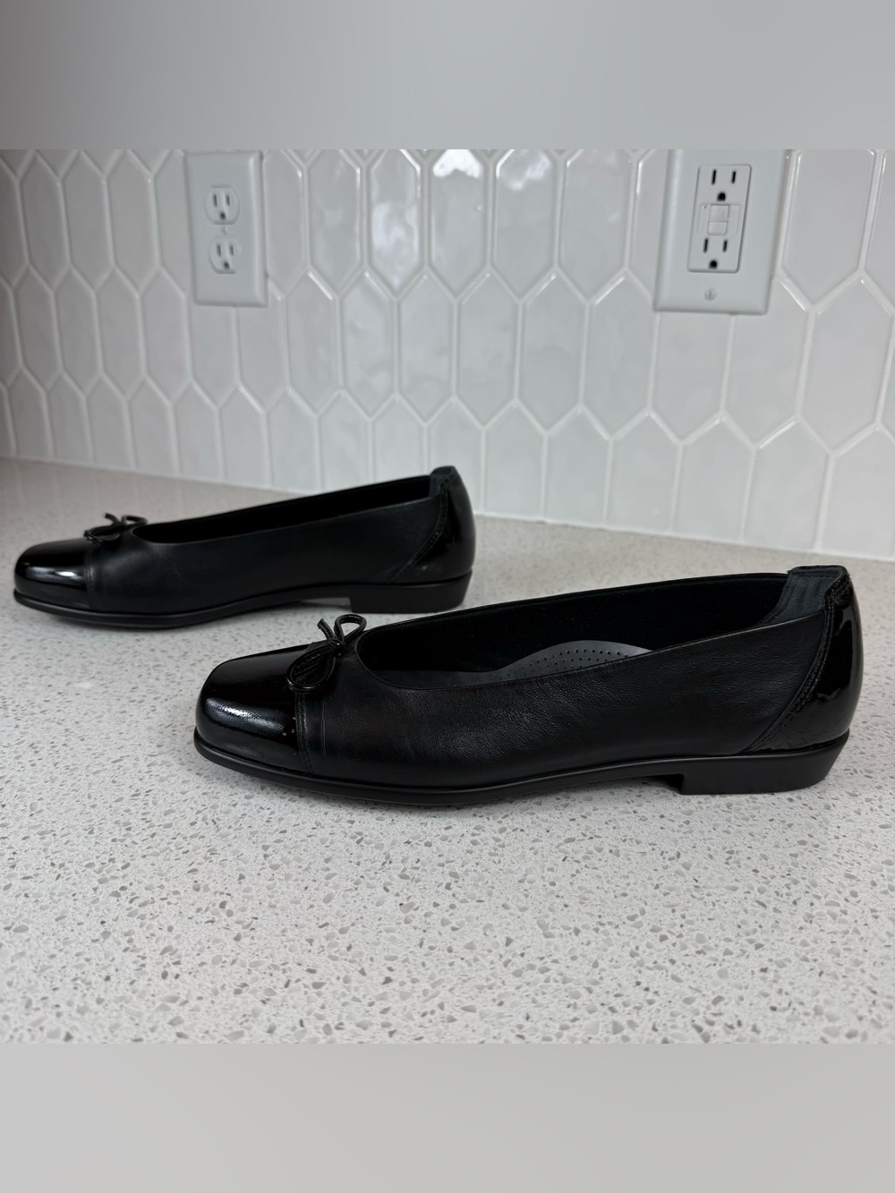 SAS Coco Slip On Loafer Black Bow Comfort Flats 8.5N Made USA